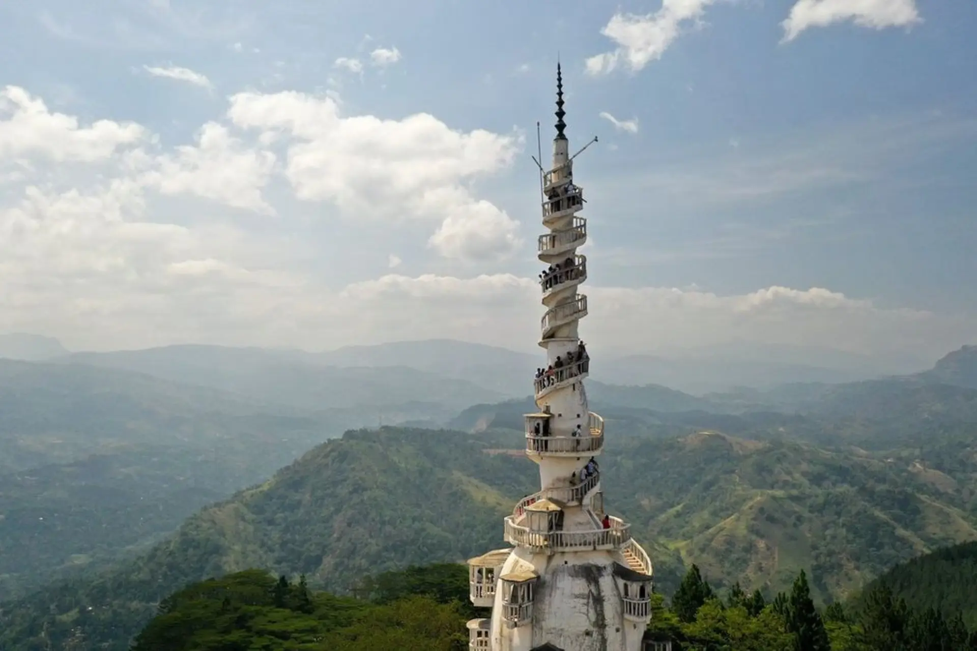 Ambuluwawa Tower