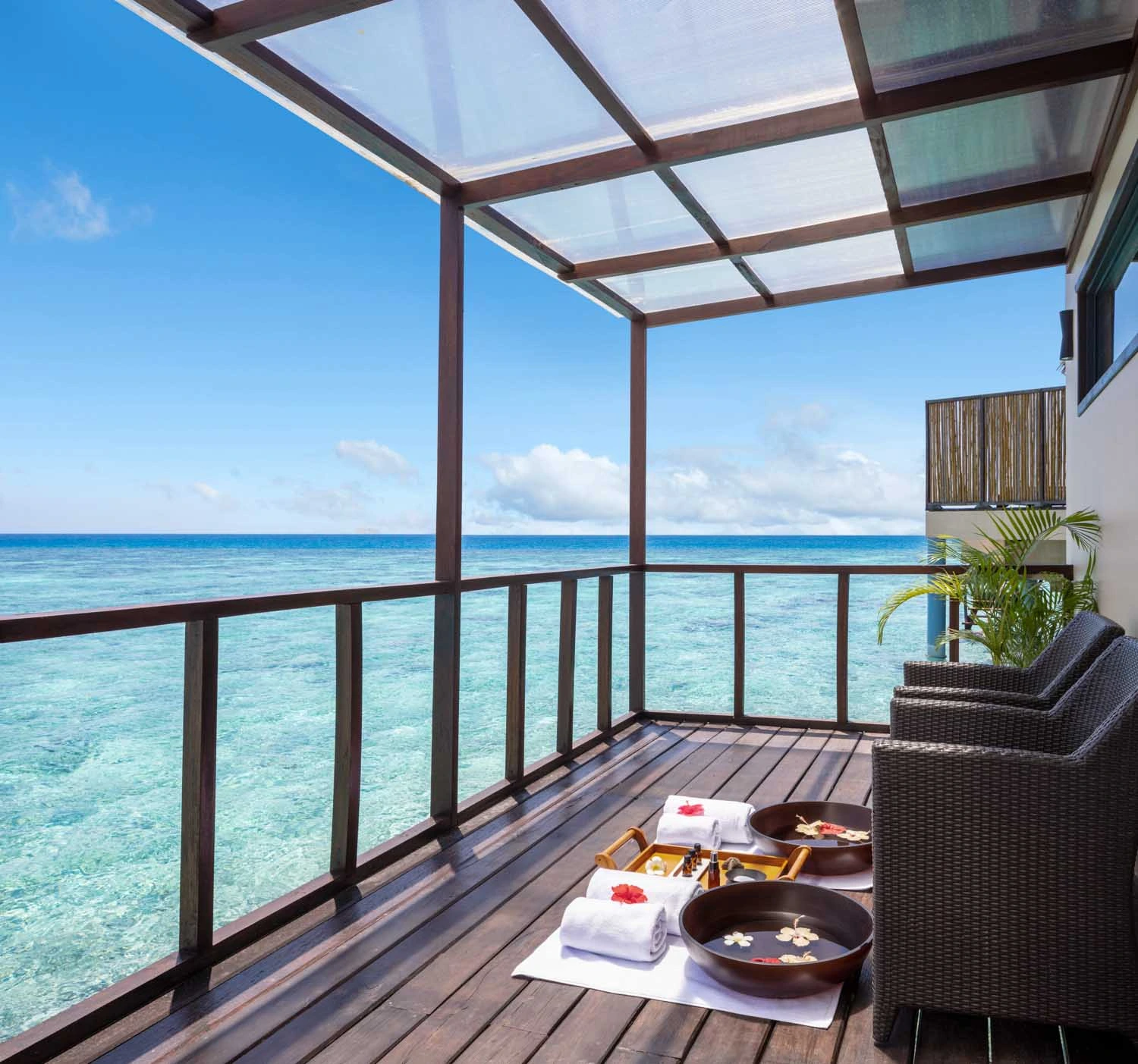 4-nights-adaaran-prestige-vadoo-honeymoon-maldives-package-4
