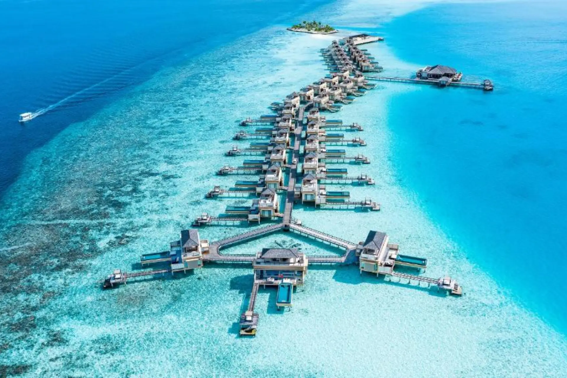 Angsana Velavaru Maldives resort package