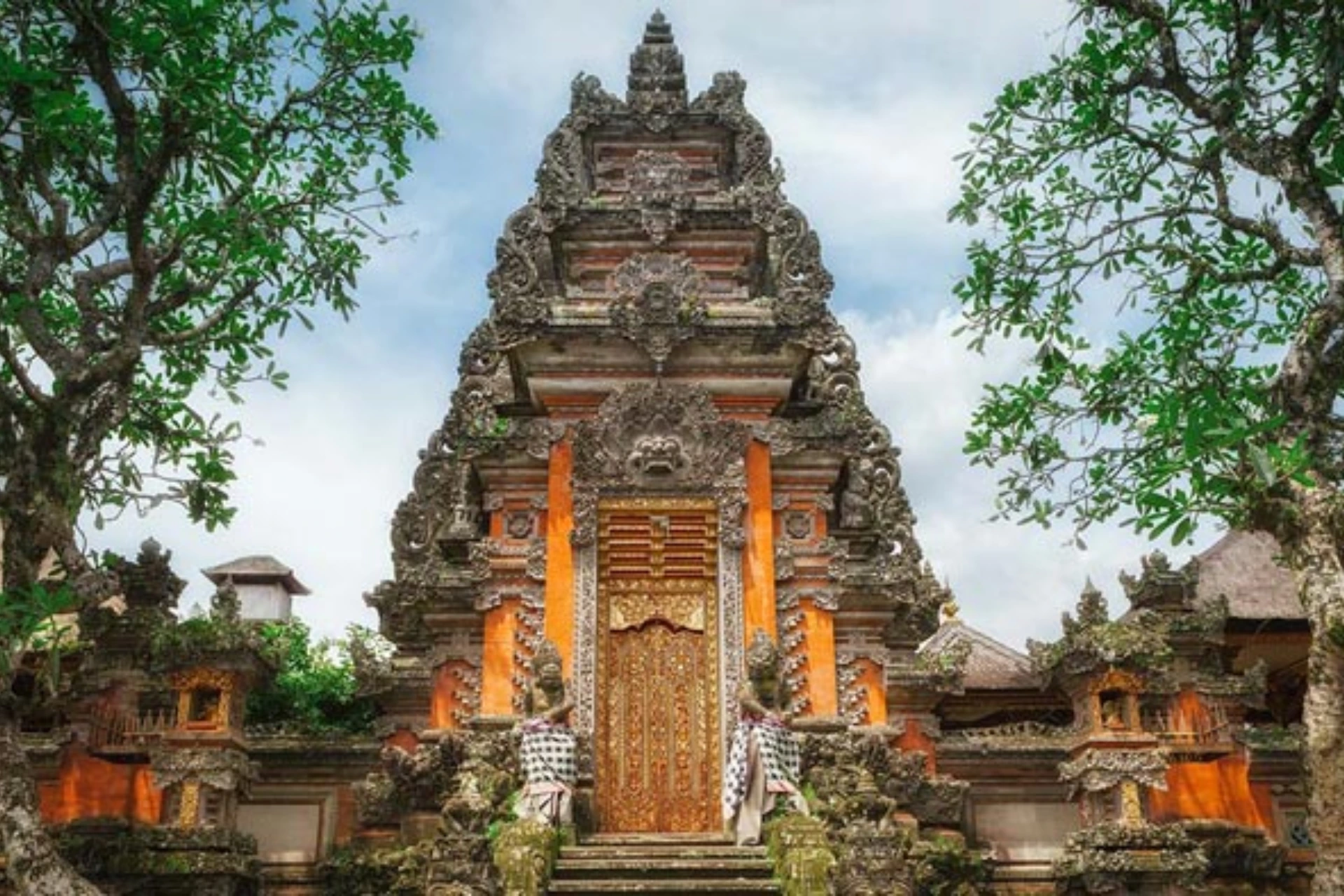 Ubud, Gili Trawangan, Sanur Bali image 3