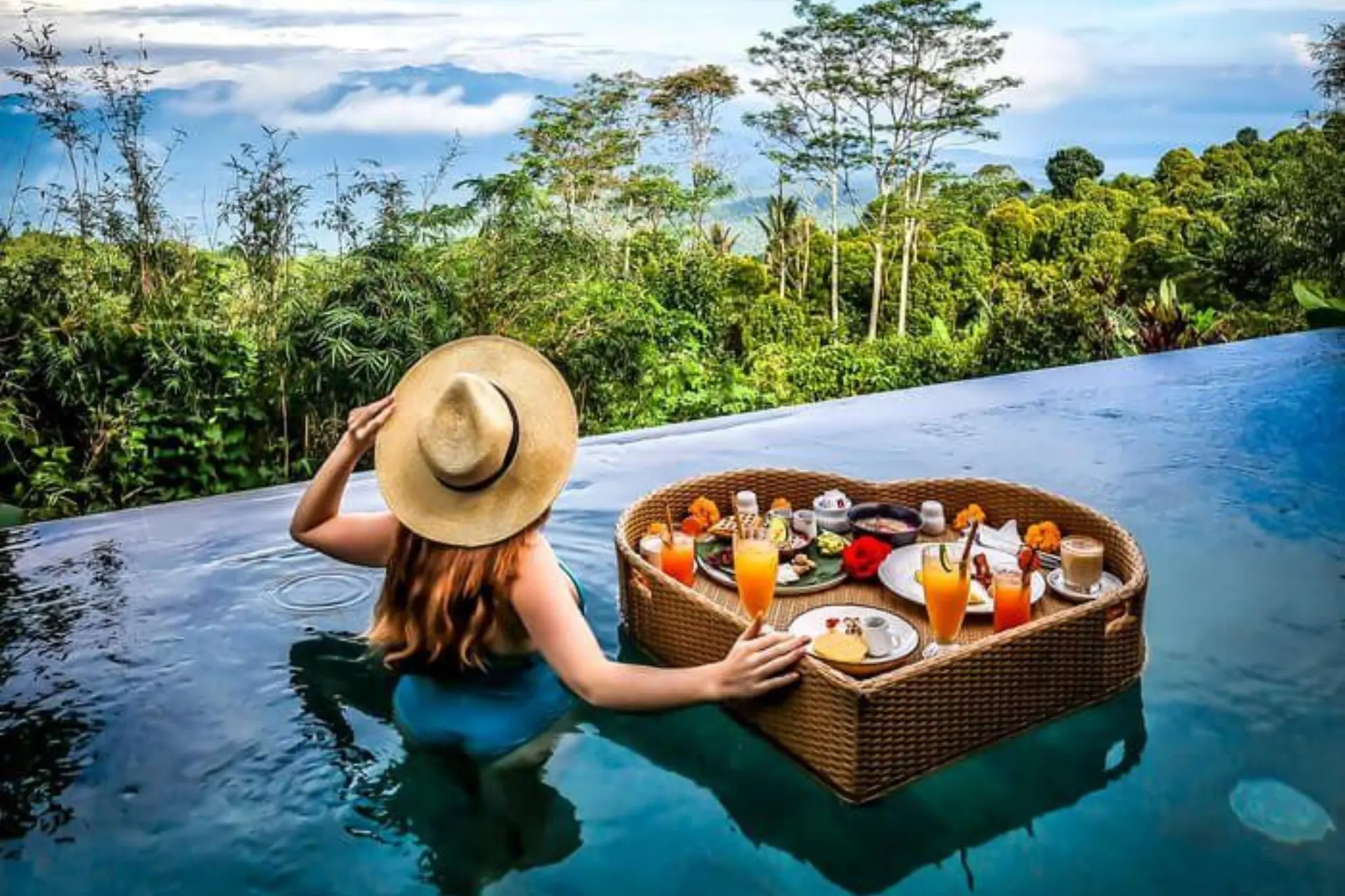 Seminyak, Ubud, Nusa Penida & More Bali package